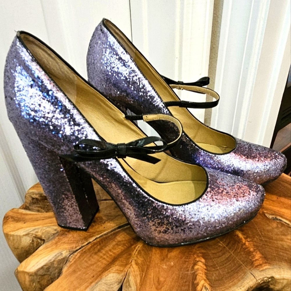 Pewter glitter heels, never worn